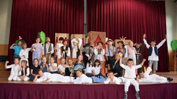 Oslavy 90. výročí ZŠ a 60. výročí MŠ