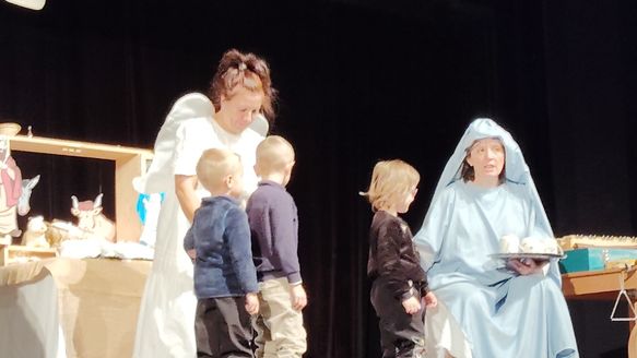 Jak andělíček Koledníček Vánoce prožil